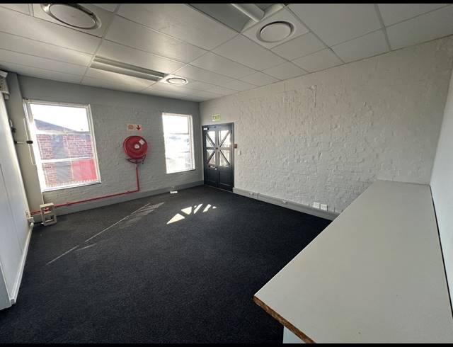 266M² OFFICE TO LET IN OBSERVATORY